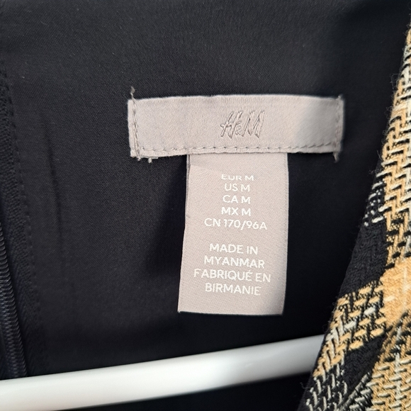 H&M Black Yellow Plaid Long Sleeve Preppy Clueless Mini Swing Dress Size Medium - Picture 5 of 7